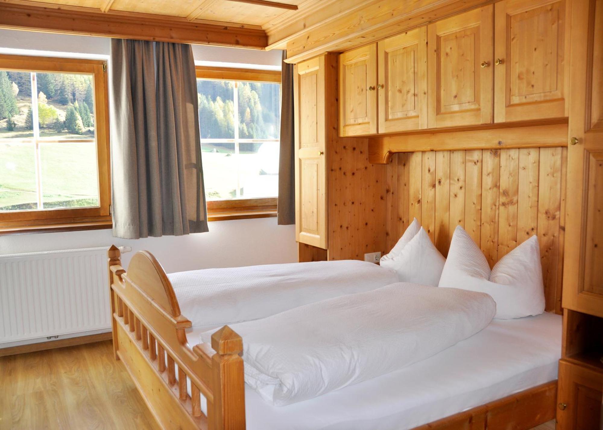 Saffretta Ferienwohnungen Ischgl Exterior foto